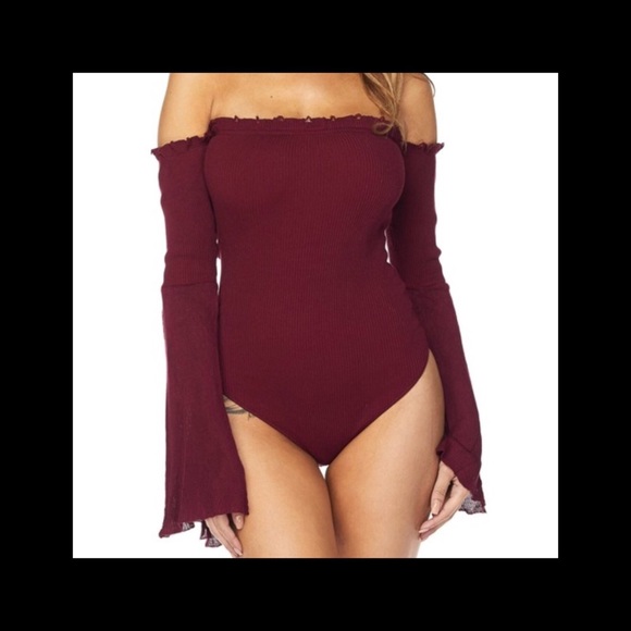 Off Shoulder/Bell Sleeve Bodysuit - Picture 3 of 7